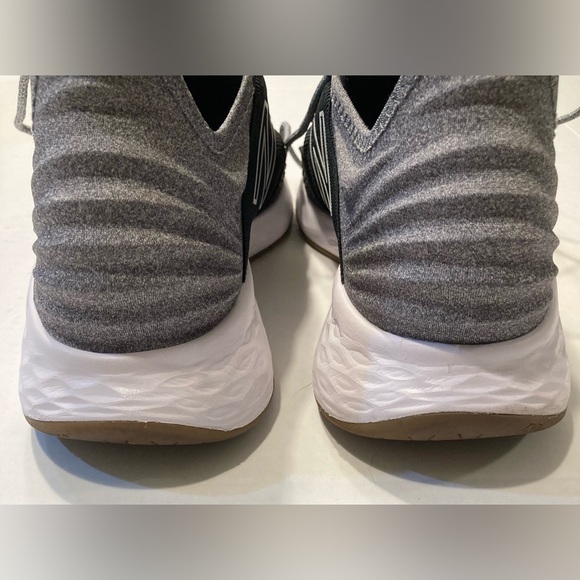 New Balance Men’s Size 12 Fresh Foam Roav Running Shoe - Picture 6 of 11